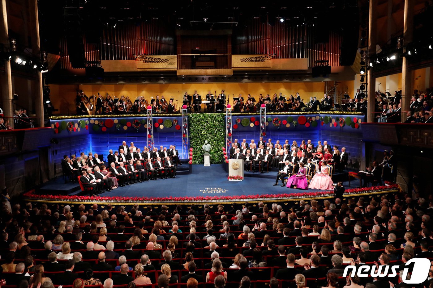본문 이미지 - 지난해 12월10일(현지시간) 스웨덴 스톡홀름에서 노벨상 시상식이 열리고 있다. 22.12.10 ⓒ 로이터=뉴스1 ⓒ News1 김예슬 기자