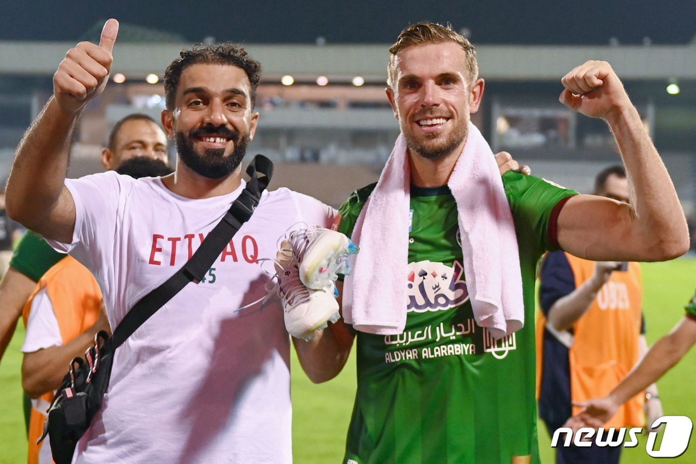 본문 이미지 - 알이티파크 조던 헨더슨(오른쪽) ⓒ AFP=뉴스1
