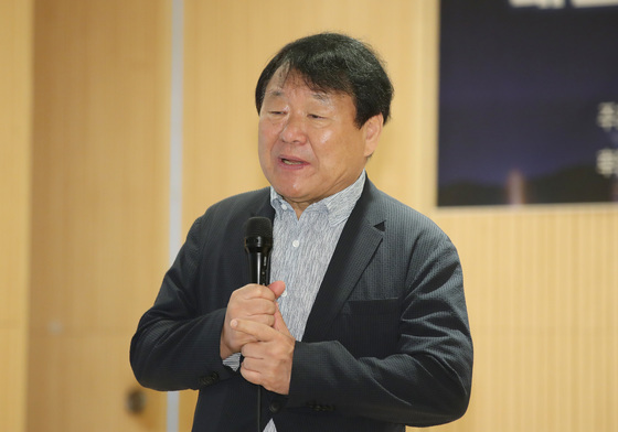 염홍철 전 대전시장, 2027 충청 유니버시아드대회 조직위원장 취임