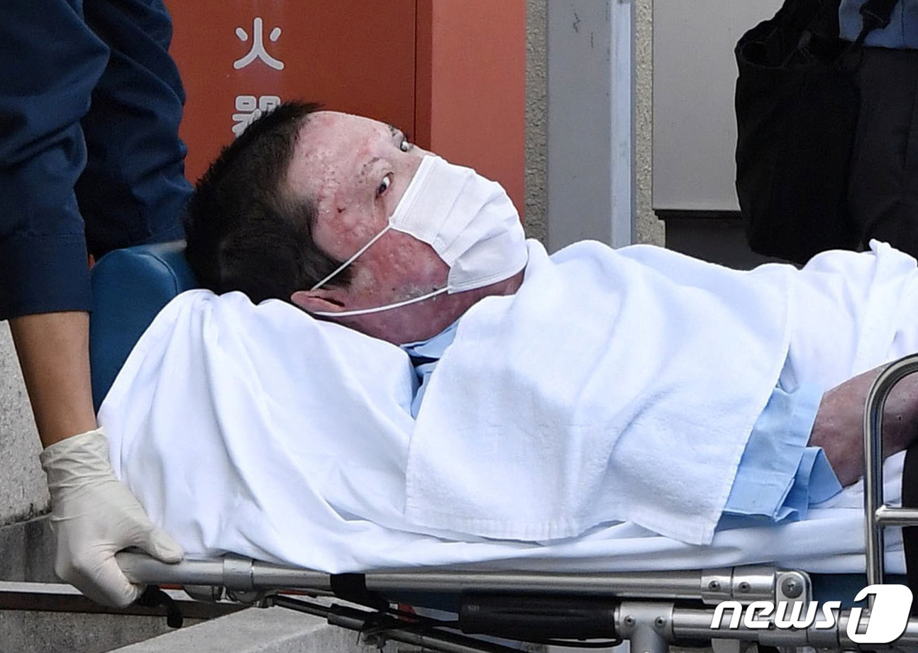 (교토 로이터=뉴스1) 강민경 기자 = 교토애니메이션 방화 사건의 용의자 아오바 신지(45). 그는 2019년 7월 일본 교토애니메이션 제1스튜디오에 불을 질러 36명의 사망자를 …