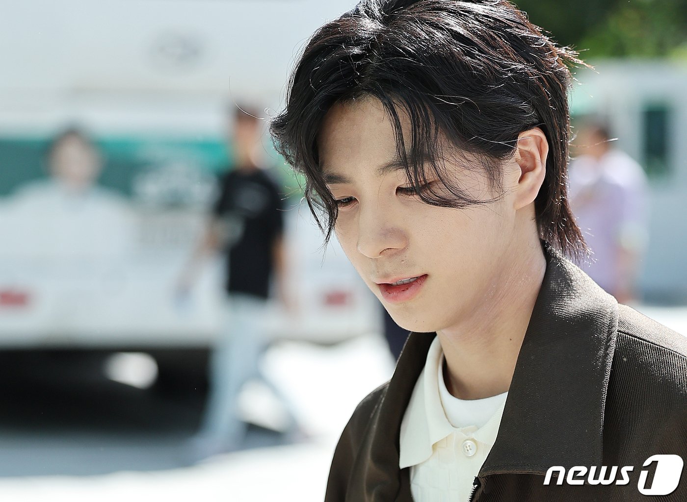 본문 이미지 - 가수 정동원이 7일 오후 서울 목동 SBS방송국에서 열리는 라디오 '두시탈출 컬투쇼'에 참석하고 있다. 2023.9.7/뉴스1 ⓒ News1 김진환 기자