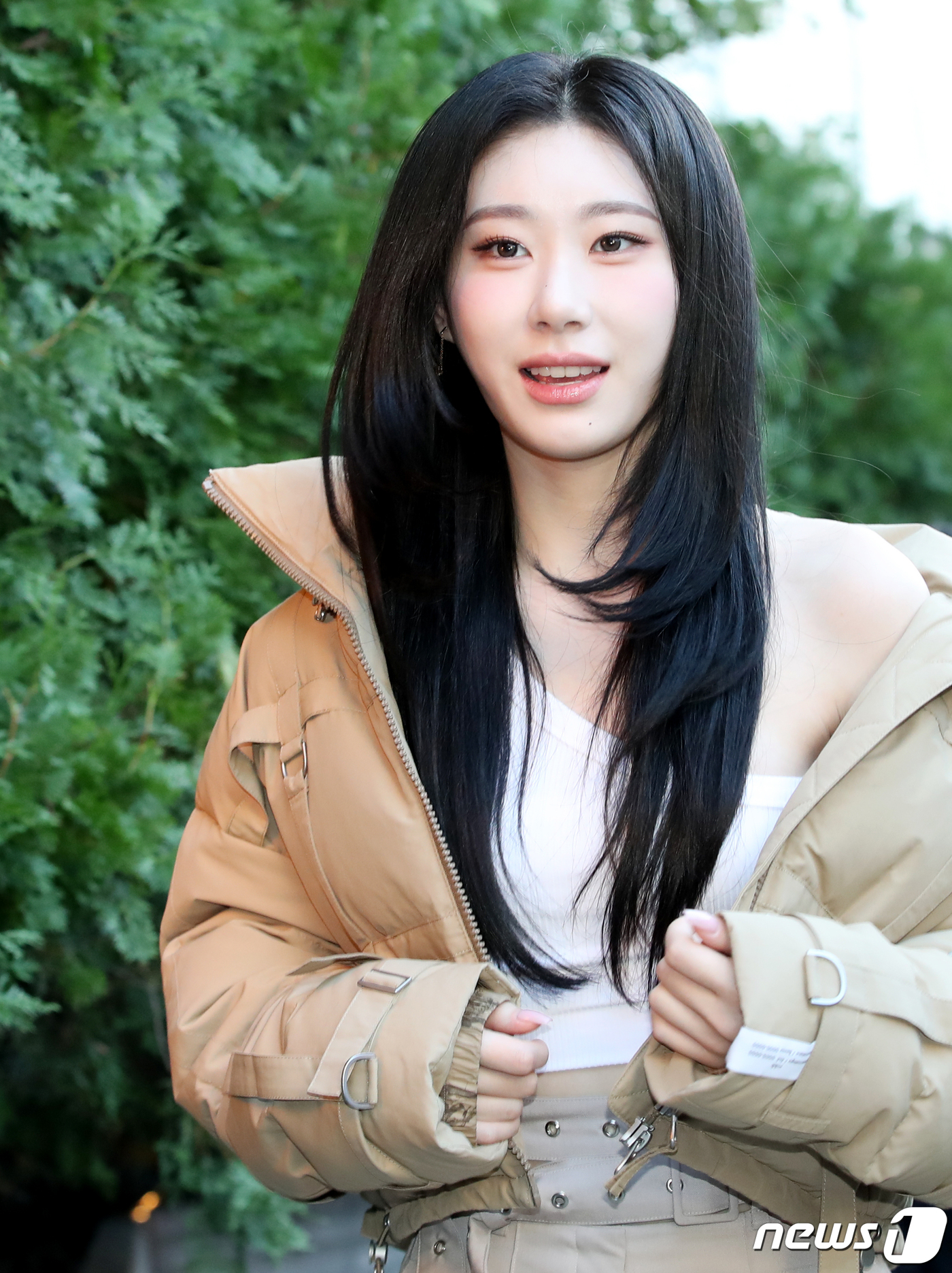 (서울=뉴스1) 권현진 기자 = 있지의 채령이 8일 서울 성동구 코사이어티 서울숲에서 열린 캐나다구스(Canada Goose)의 록 황(rokh)과 멀티미디어 아티스트 맷 맥코믹( …