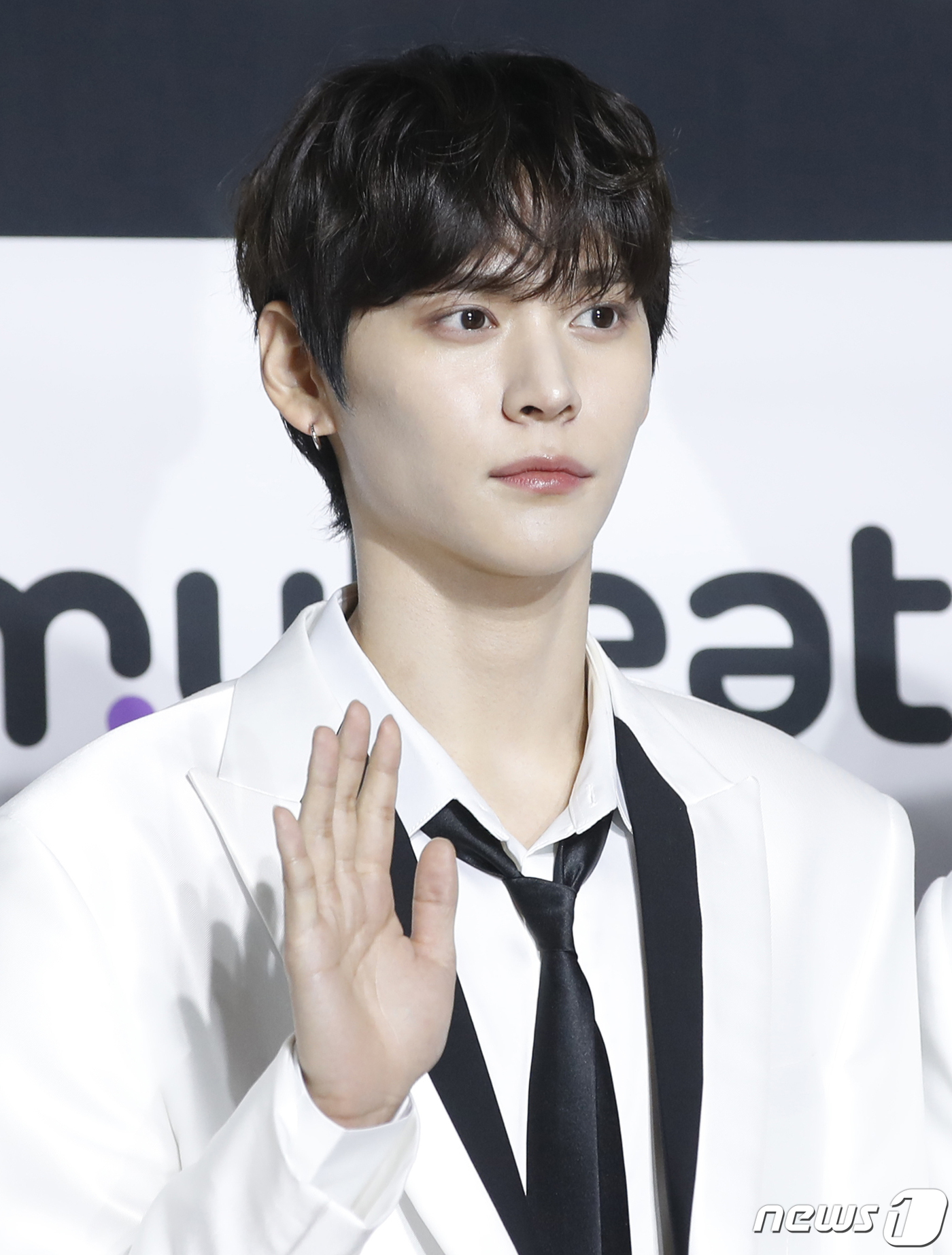 (부산=뉴스1) 권현진 기자 = 라이즈 은석이 10일 오후 부산광역시 해운대구 우동 벡스코에서 열린 '써클차트 뮤직 어워즈 2023' 레드카펫 행사에서 포즈를 취하고 있다. 202 …