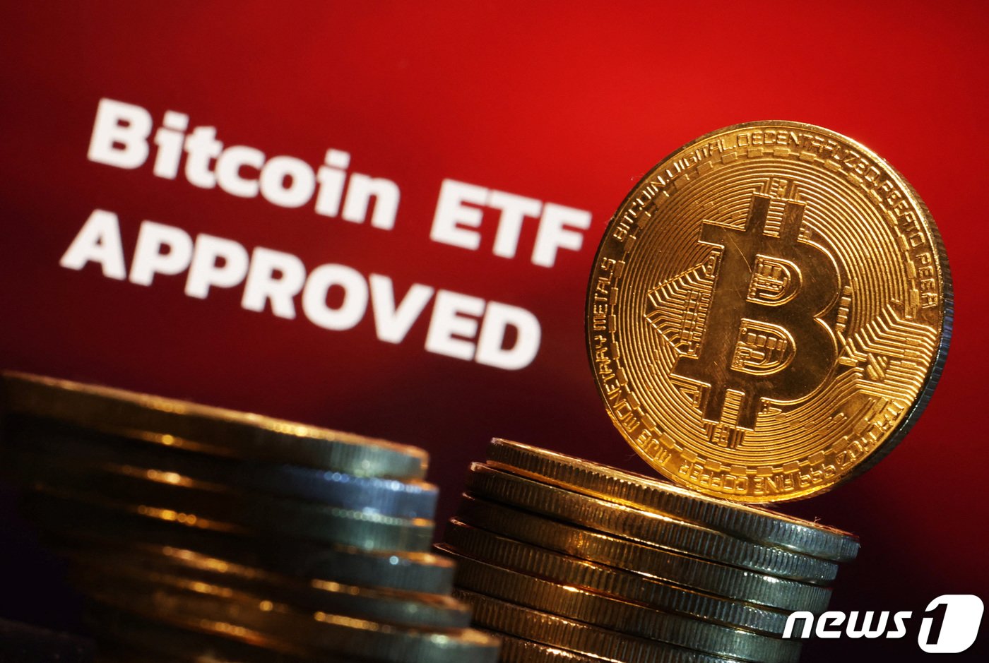 본문 이미지 - 미 증권거래위원회(SEC)가 한국 시간 기준, 2024년 1월11일 비트코인의 현물 상장지수펀드(ETF)를 승인했다. ⓒ 로이터=뉴스1 ⓒ News1 김지현 기자
