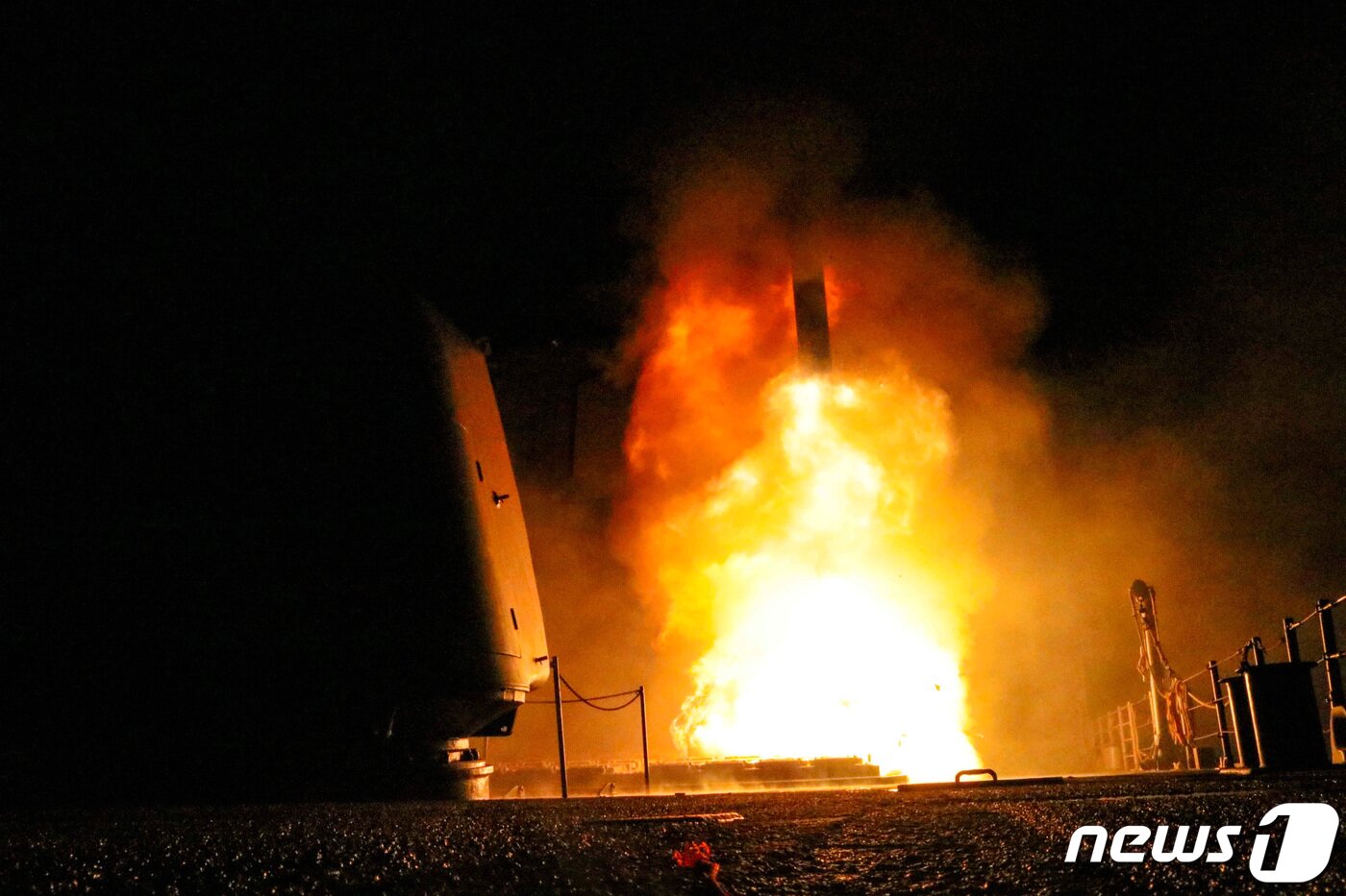 본문 이미지 - 토마호크 순항미사일. ⓒ 로이터=뉴스1 ⓒ News1 이종덕 기자