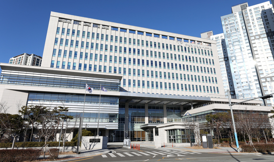 "잔고 증명 후 돈 갚겠다" 수십억 편취한 기업 간부 징역 8년