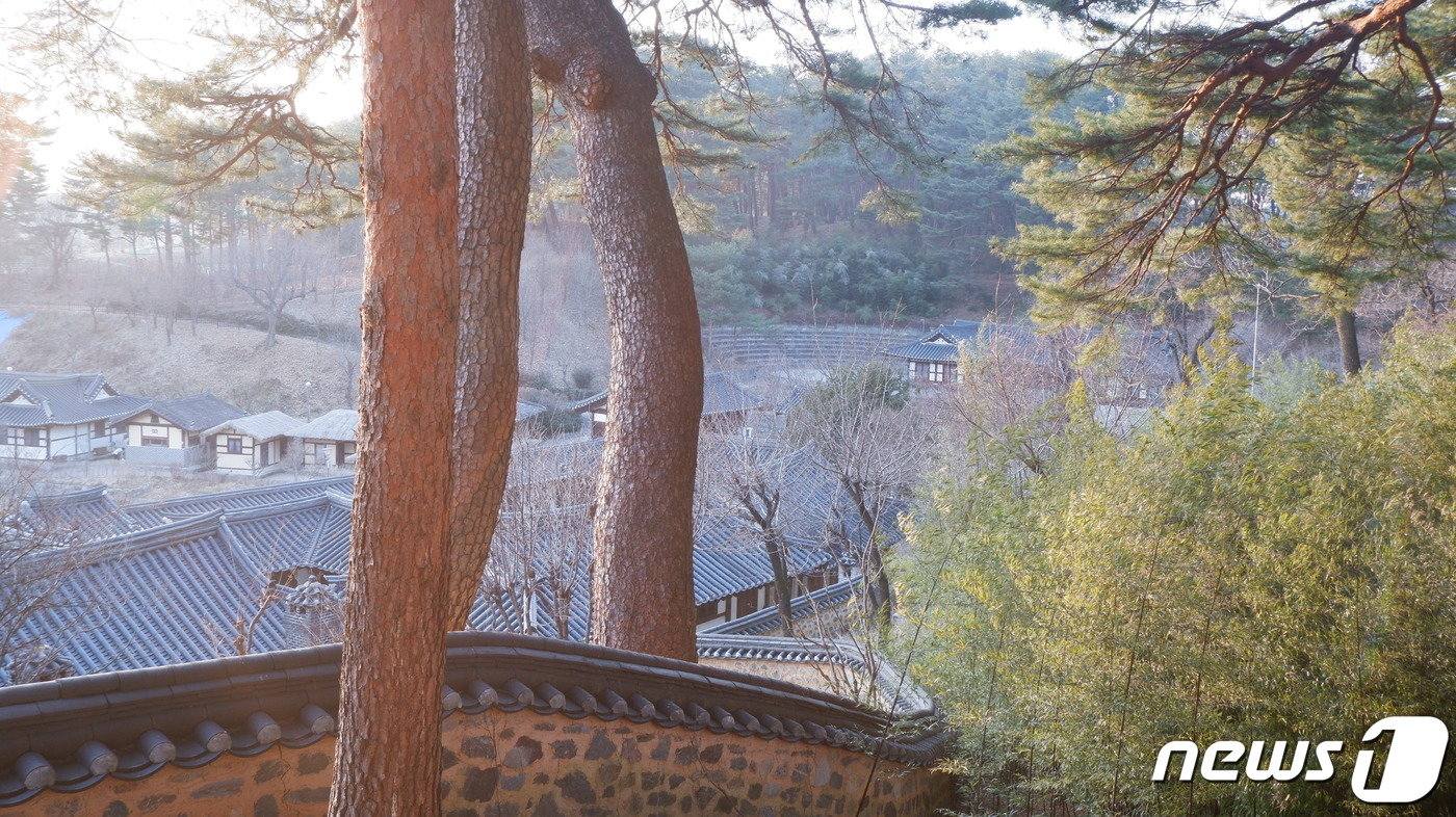 본문 이미지 - 일몰 때 찾은 선교장ⓒ News1  