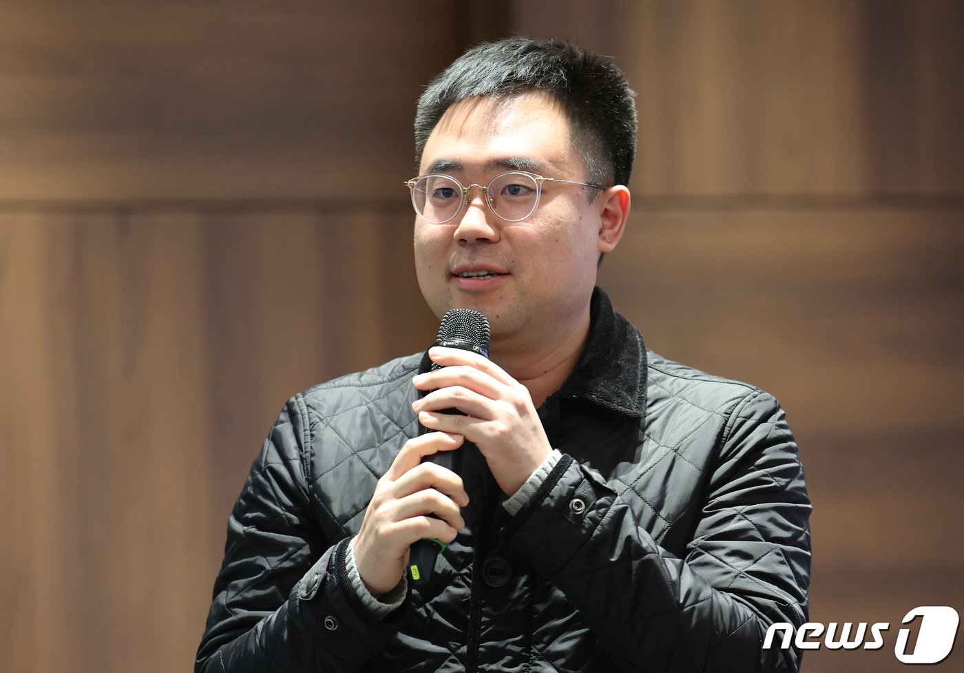 본문 이미지 - 오상록 하이퍼리즘 대표가 17일 서울 소공동 롯데호텔에서 열린 제5회 뉴스1 블록체인 리더스클럽에서 자유발표를 하고 있다. 2024.1.17/뉴스1 ⓒ News1 박지혜 기자