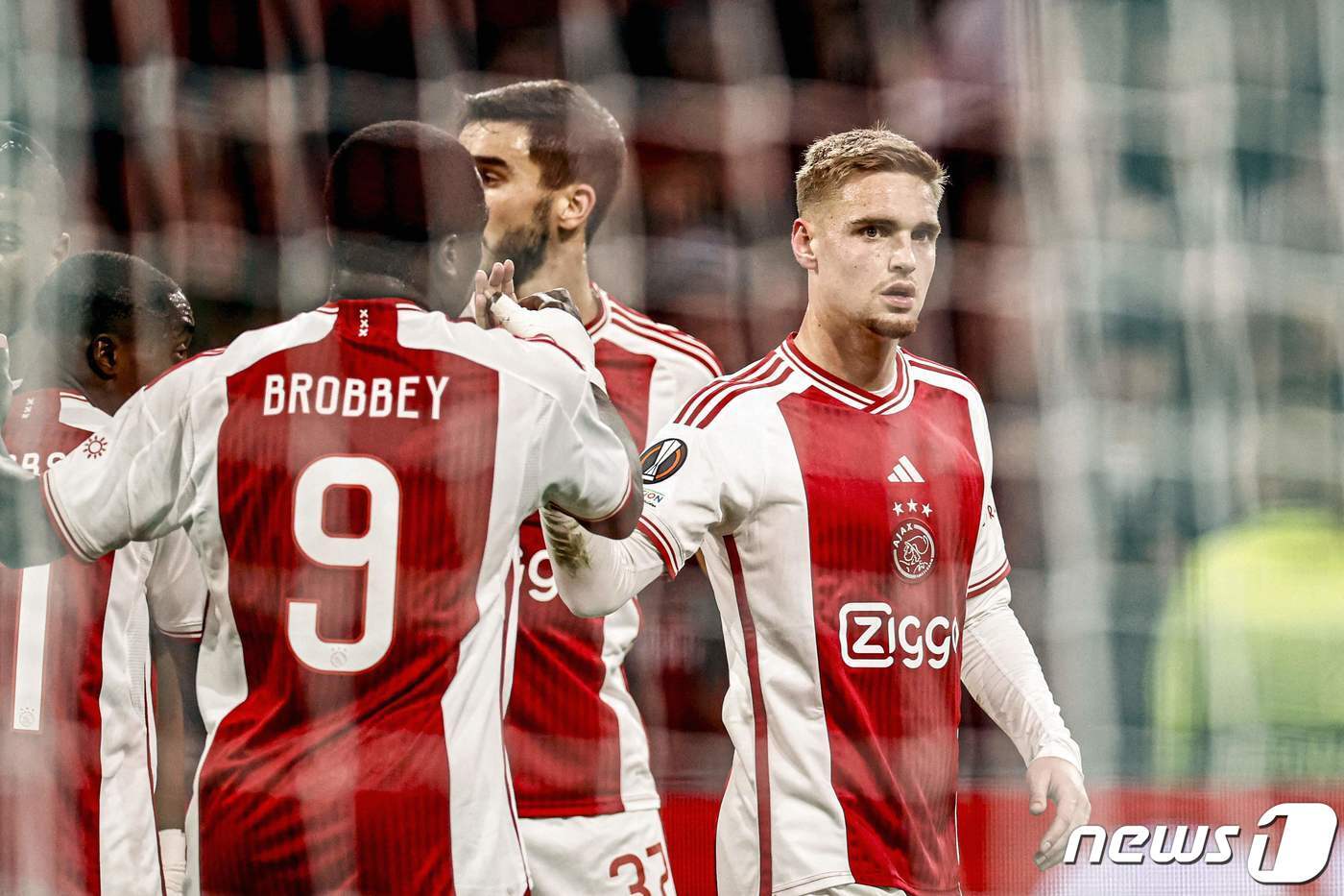 본문 이미지 - 네덜란드 명문 아약스 ⓒ AFP=뉴스1