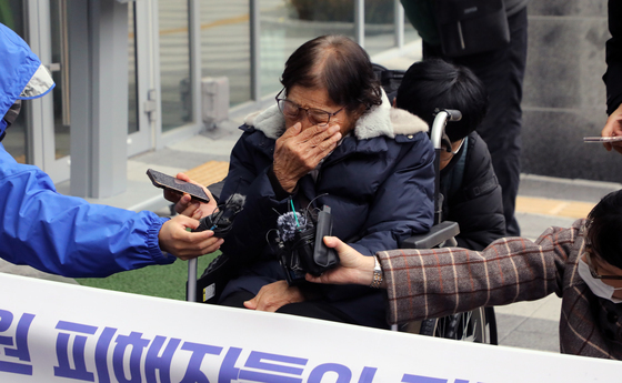 80년 만에 일본 방문한 정신영 할머니, 강제동원 동료들 기려