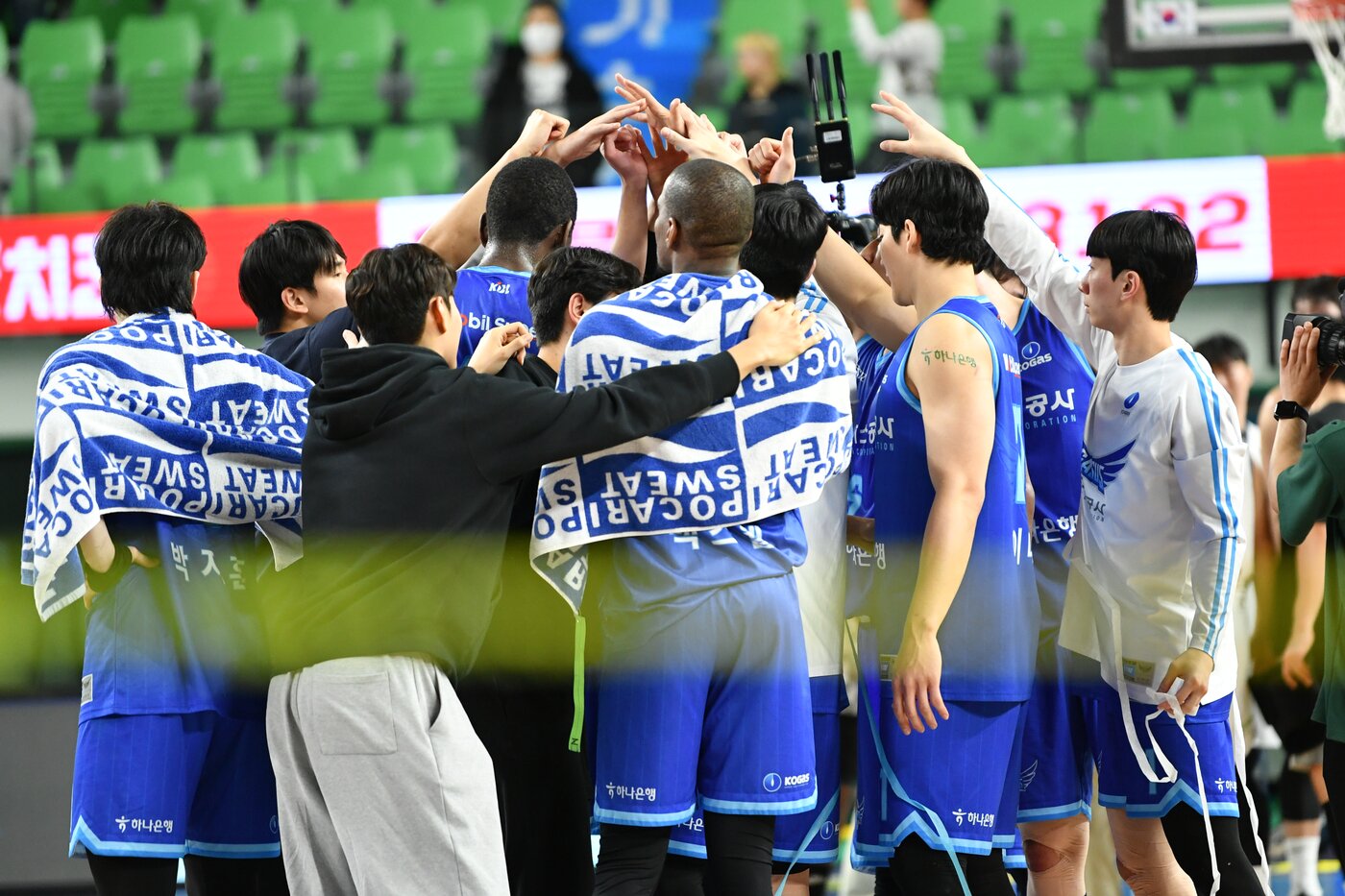 본문 이미지 - 프로농구 대구 한국가스공사 선수단. (KBL 제공)