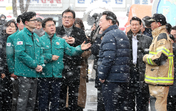 김태흠 "정진석 반대한 건 비서실장 무게 때문…계엄탄핵 도의적 책임"