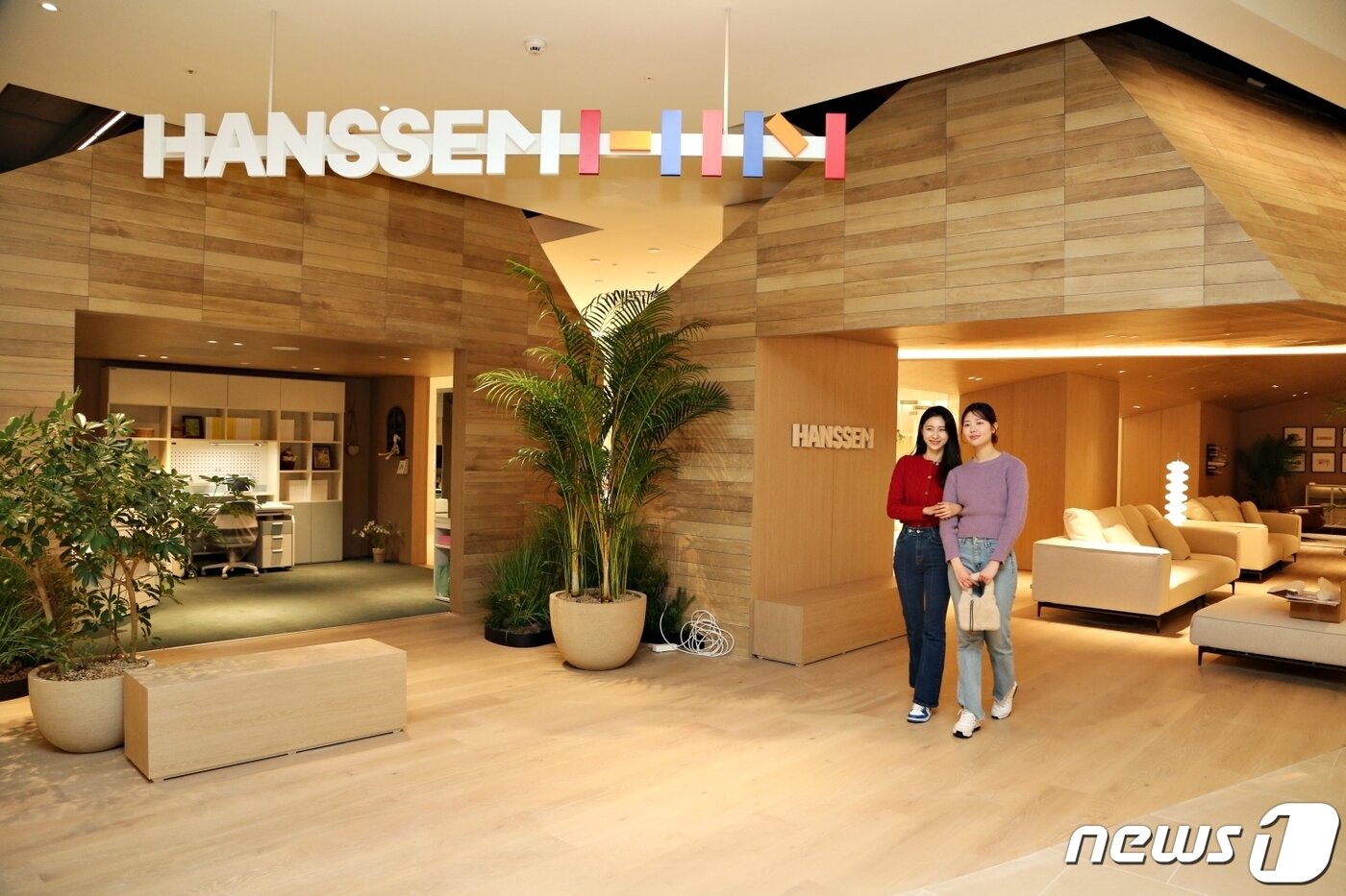 본문 이미지 -   한샘 스타필드 수원점(한샘 제공) 