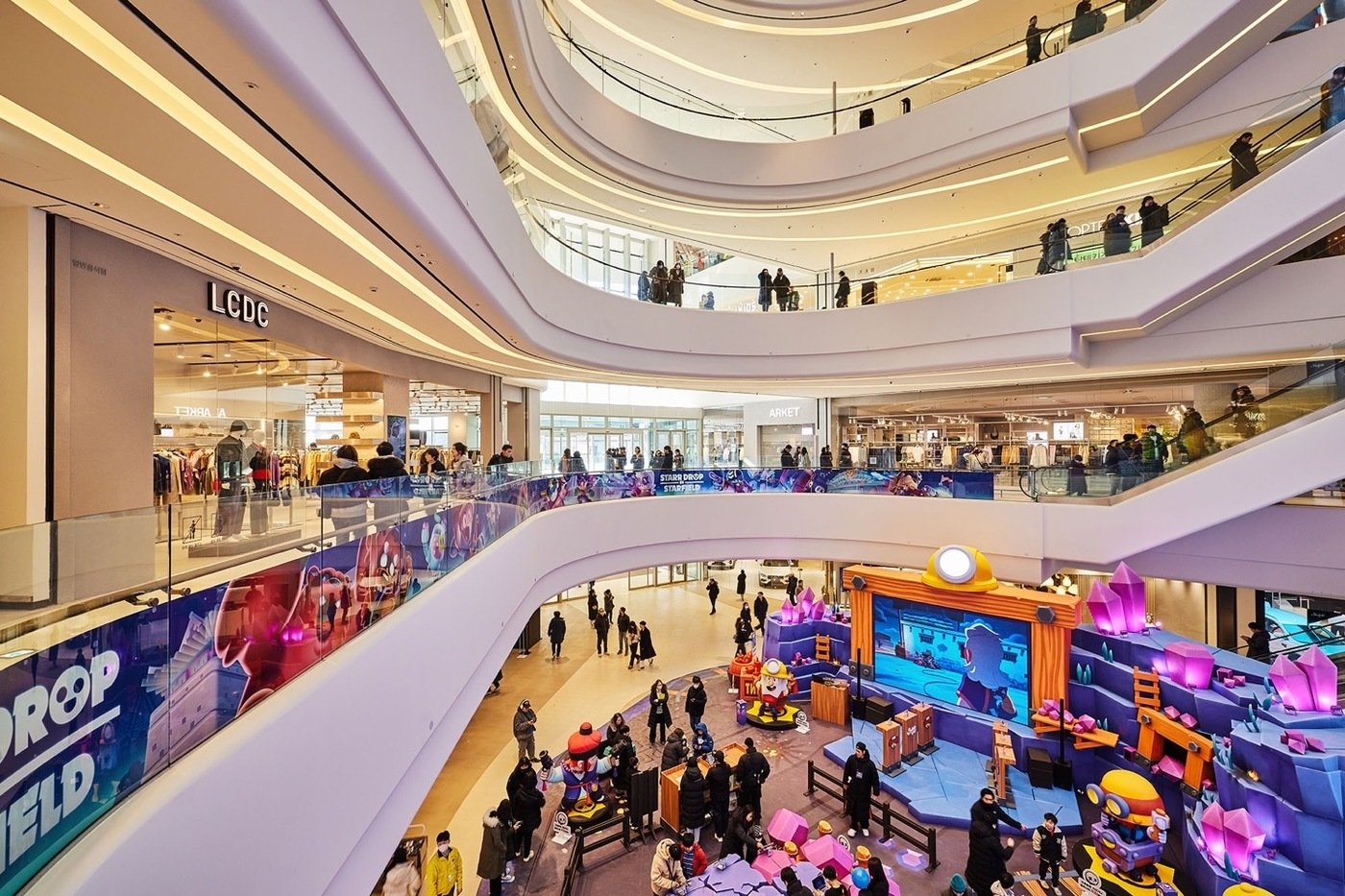 본문 이미지 - 스타필드 수원 내부 모습.(신세계프라퍼티 제공) 