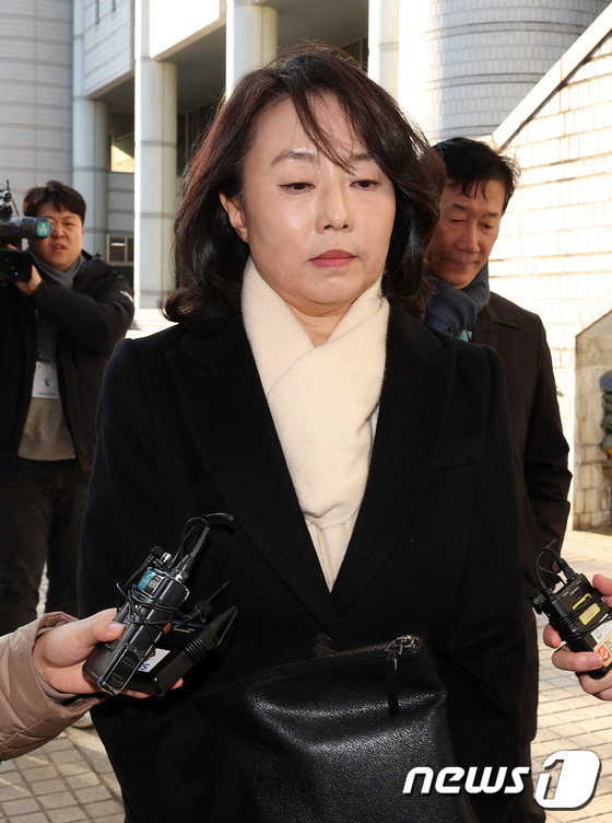 조윤선 전 문체부 장관 '징역 1년 2개월 선고' - 뉴스1 조윤선 전 문체부 장관 '징역 1년 2개월 선고' - 뉴스1