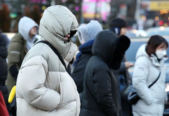 옥천·영동 오후 8시 한파주의보…18일 아침 영하 4도