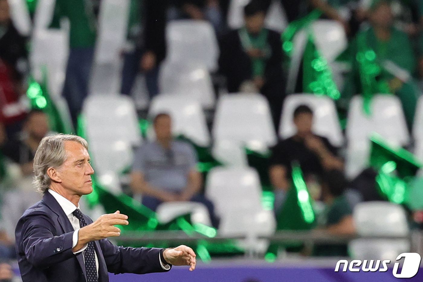 본문 이미지 - 만치니 사우디 감독. ⓒ AFP=뉴스1