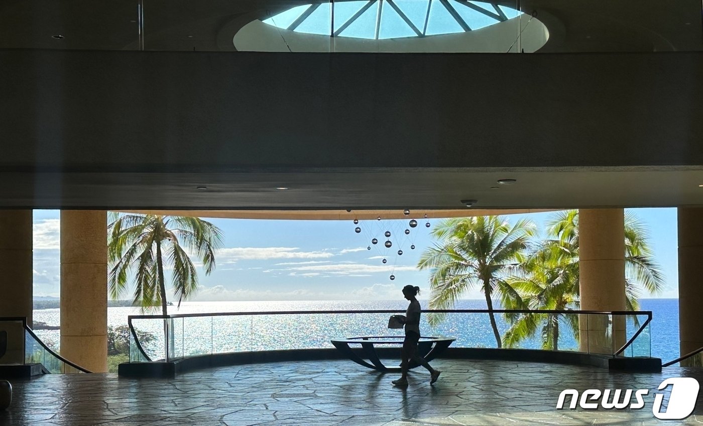 본문 이미지 - 리조트에 들어서면 끝없이 펼쳐지는 태평양을 바라볼 수 있다ⓒ News1  