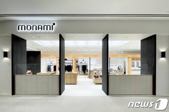 본문 이미지 - 모나미, 스타필드 수원에 모나미스토어 신규 개점(모나미 제공) 
