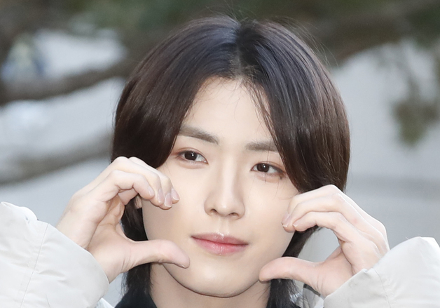 CIX 출신 용희, 11일 육군 현역 입대…팀 해체 후 자원 입대