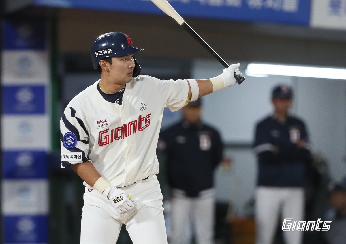 롯데 자이언츠 시절의 김민수. &#40;롯데 자이언츠 제공&#41;