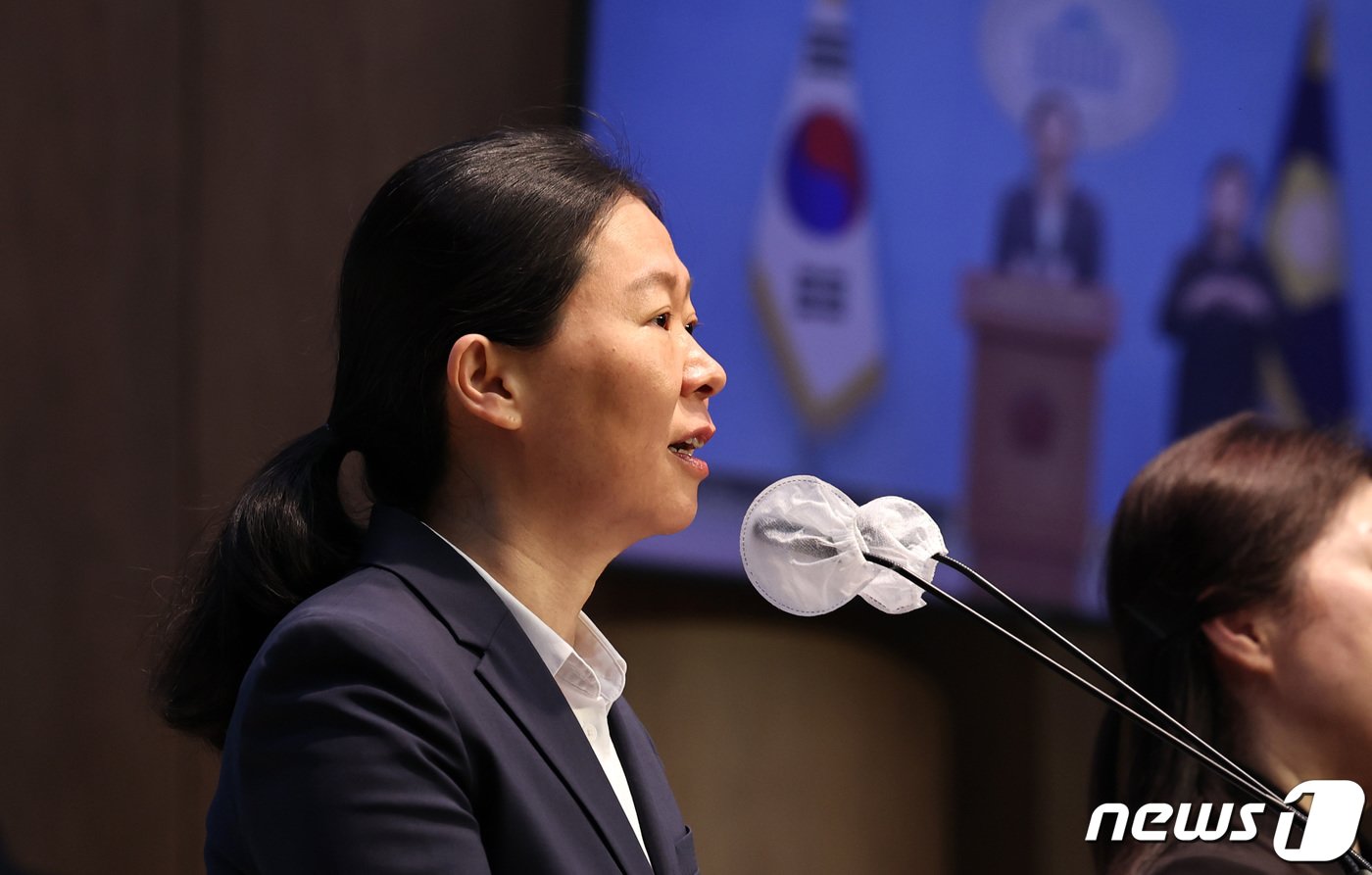 본문 이미지 - 권은희 국민의힘 의원이 29일 오전 서울 여의도 국회 소통관에서 국민의힘 탈당 및 국회의원직 사퇴 기자회견을 하고 있다. 2024.1.29/뉴스1 ⓒ News1 구윤성 기자