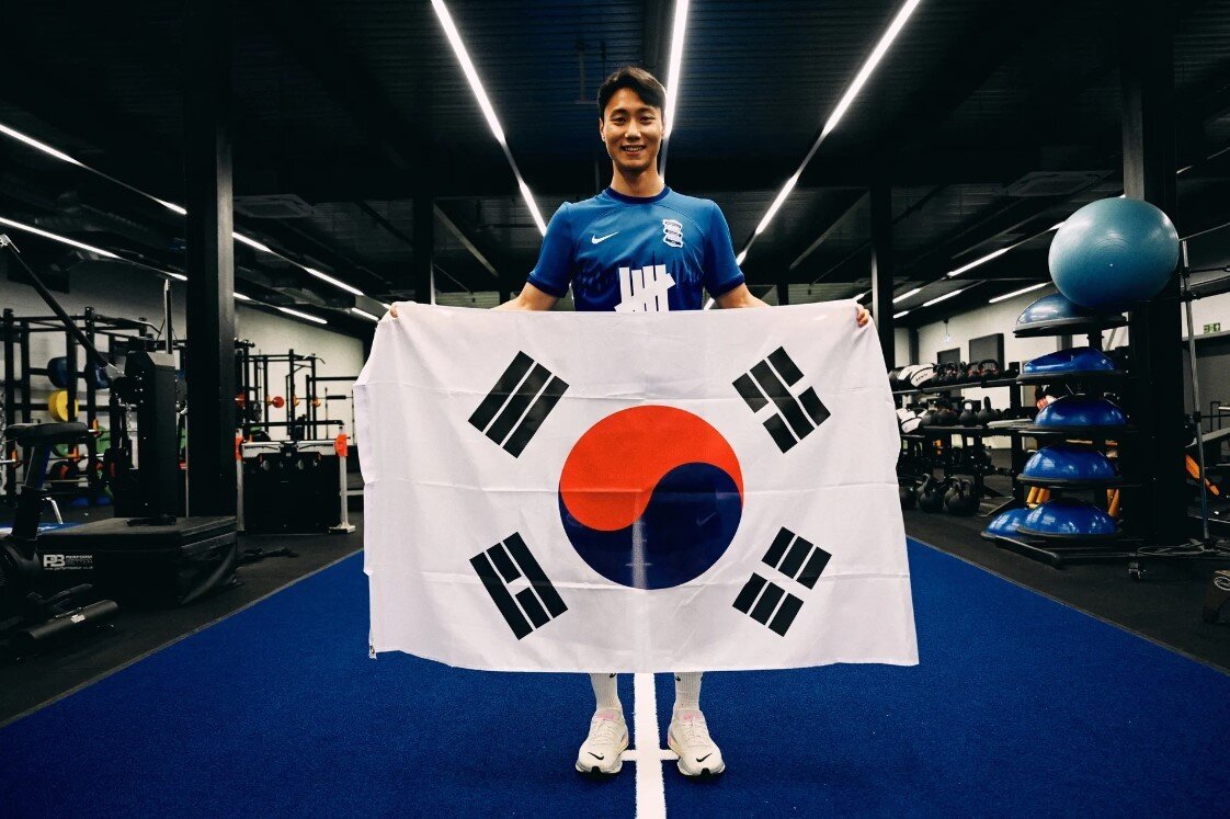 본문 이미지 - 버밍엄에 입단한 백승호 (버밍엄 시티 홈페이지)