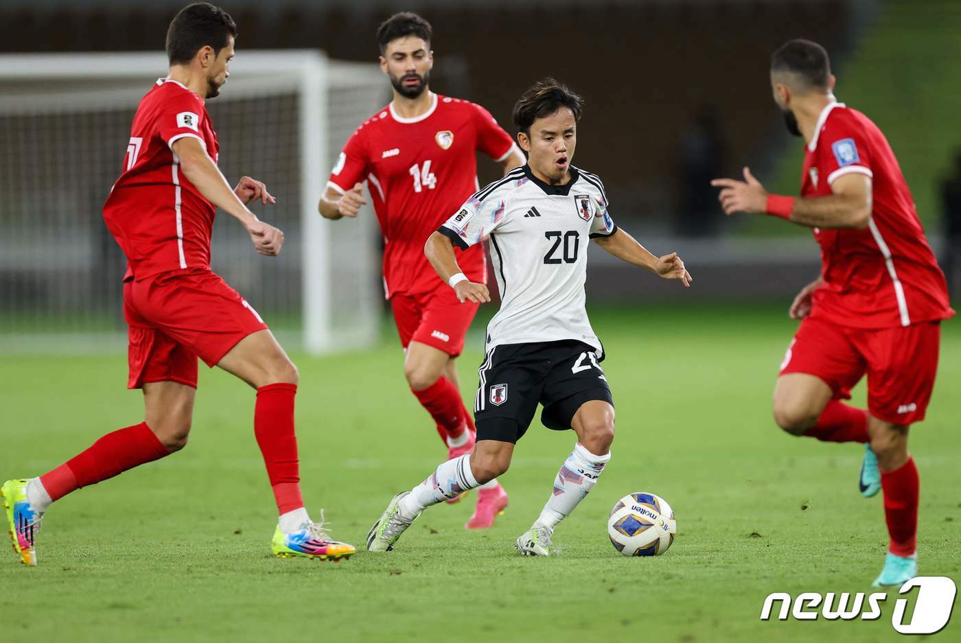 본문 이미지 - 일본 축구대표팀 에이스 구보. ⓒ AFP=뉴스1