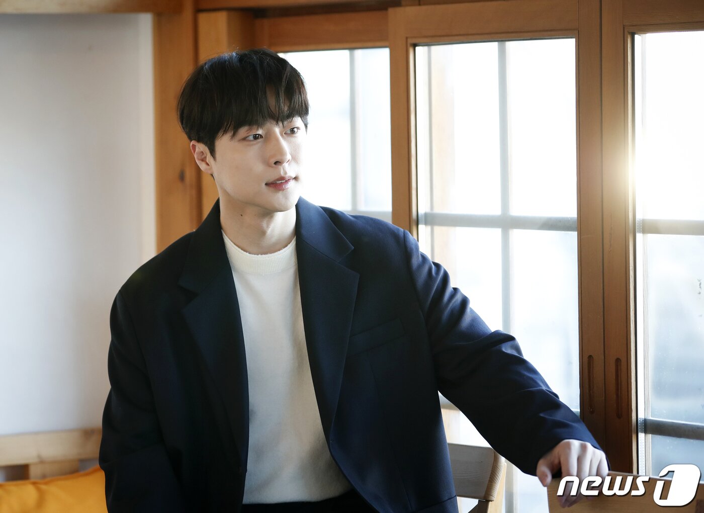 본문 이미지 - 배우 배인혁이 서울 종로구 삼청동의 한 카페에서 열린 인터뷰에 앞서 포즈를 취하고 있다. /뉴스1 ⓒ News1 권현진 기자