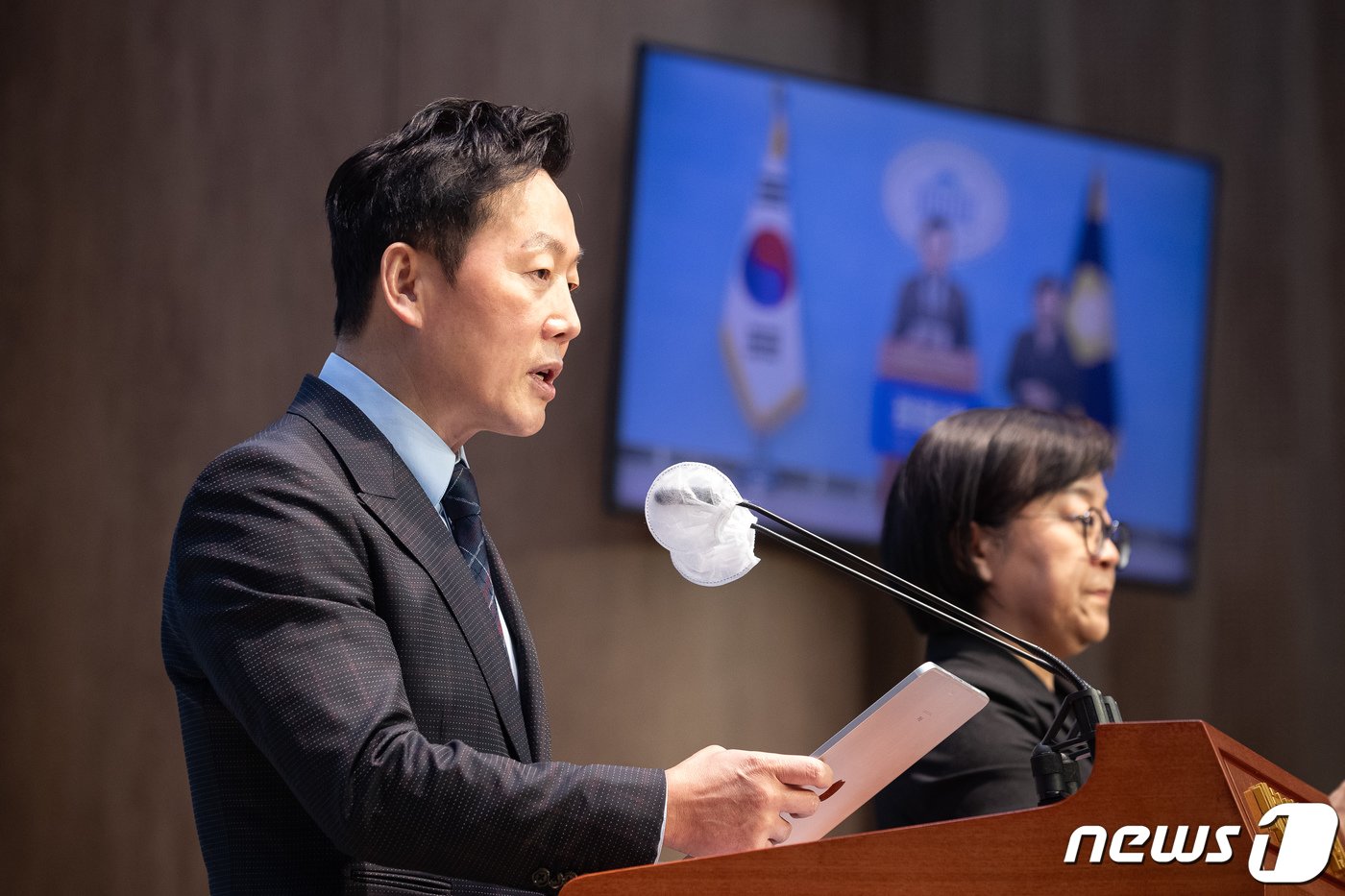 정봉주 더불어민주당 교육연수원장이 8일 서울 여의도 국회 소통관에서 제22대 총선 서울 강북&#40;을&#41; 출마선언을 하고 있다. 2024.1.8/뉴스1 ⓒ News1 유승관 기자