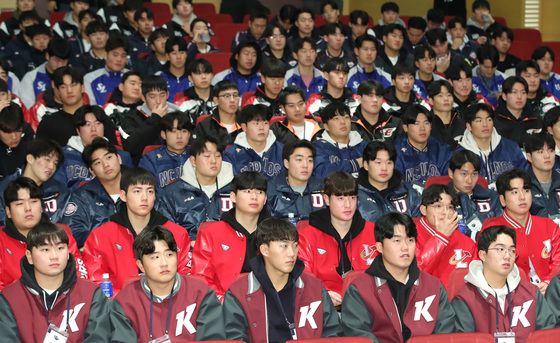 박용택, 2025 루키들에게 프로생활 비결 전수…7일 KBO 오리엔테이션