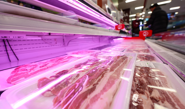 정부, 한우·돼지고기·계란까지 축산물 유통 대수술…'밥상물가' 잡는다