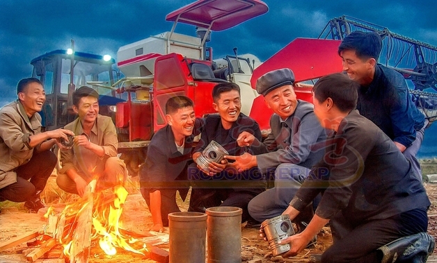 학생비자로 농장취업, 월급카드는 간부 손에…北 노동자 500명 제재 회피술