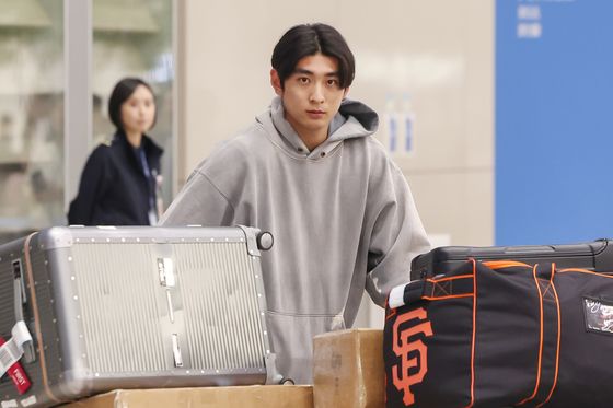 8개월 전 출국 때와는 확연히 달랐던 분위기…부상 후 성숙해진 이정후