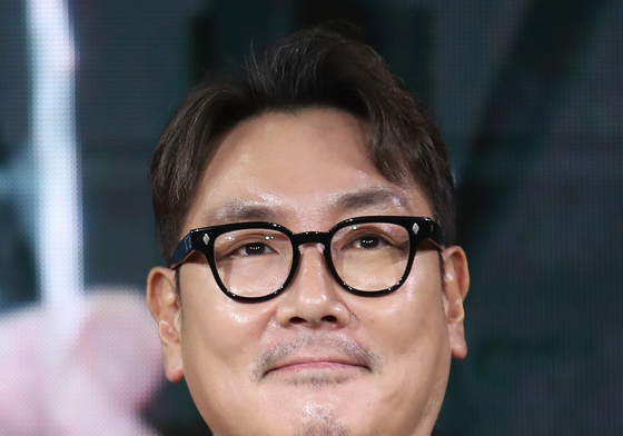 조진웅 향한 두 시선…"소년범 꼬리표 언제까지" vs "위선으로 지금 지위에"