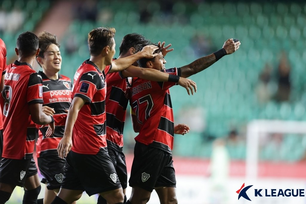 아시아축구연맹&#40;AFC&#41; 챔피언스리그 엘리트에서 첫 승리를 기록한 포항 스틸러스.&#40;한국프로축구연맹 제공&#41;