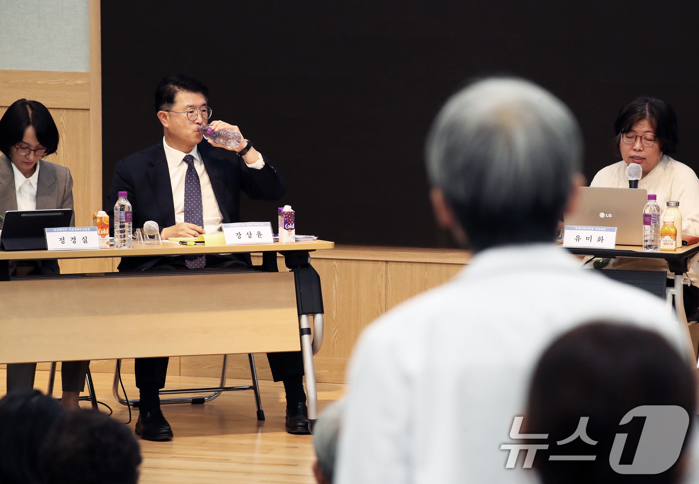 (서울=뉴스1) 오대일 기자 = 장상윤 대통령실 사회수석이 10일 서울 종로구 서울대학교 의과대학 융합관에서 열린 서울의대 교수 비대위·보건복지부 주최 ‘의료개혁, 어디로 가는가‘ …
