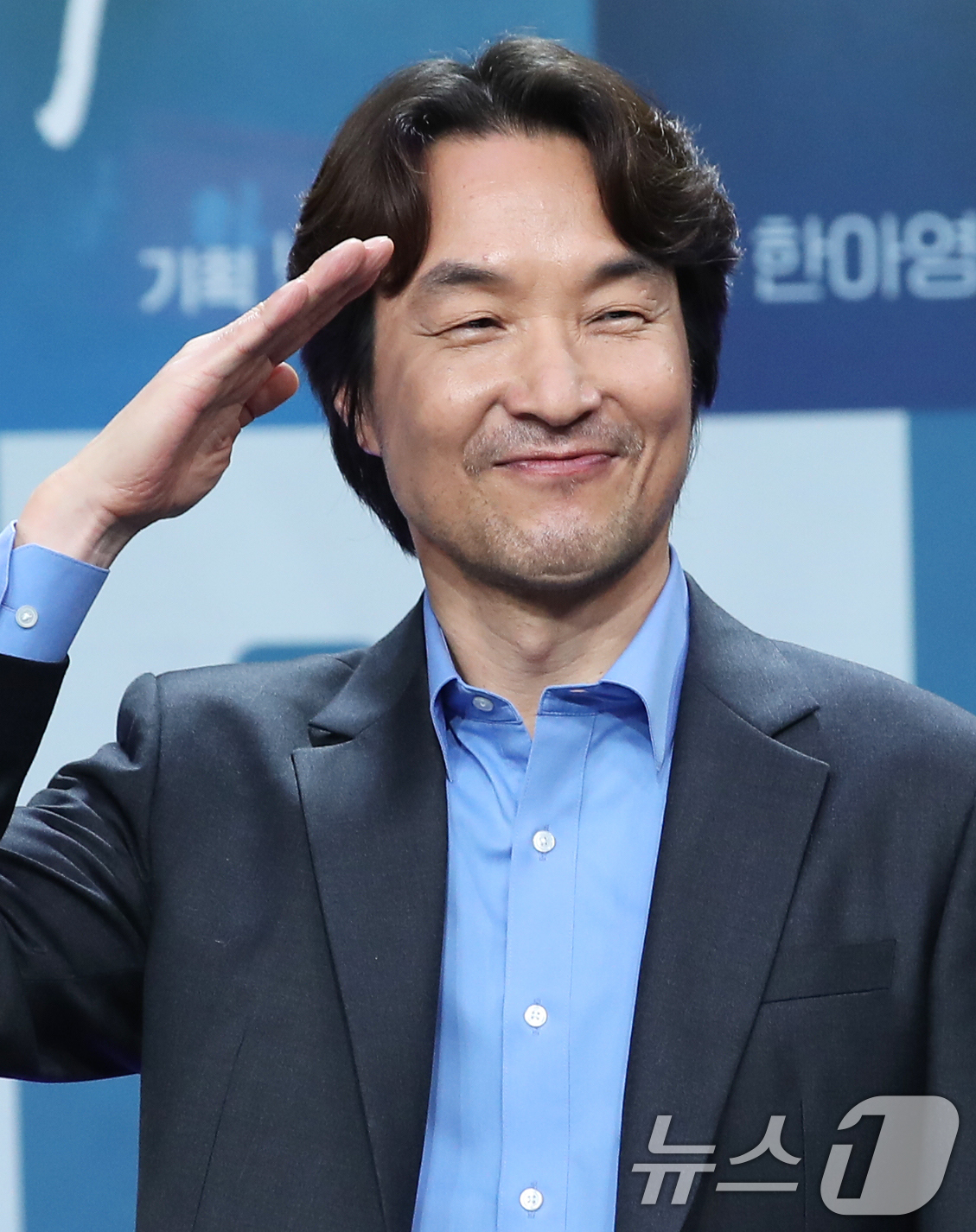 (서울=뉴스1) 권현진 기자 = 배우 한석규가 10일 오후 서울 마포구 상암 MBC에서 열린 MBC 금토드라마 '이토록 친밀한 배신자' 제작발표회에 참석해 포즈를 취하고 있다.'이 …