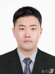 본문 이미지 -  김현수 22년도 국회미래연구원 청년미래위원 ((현) 한국공학대학교 대학공유협력센터 연구교수)