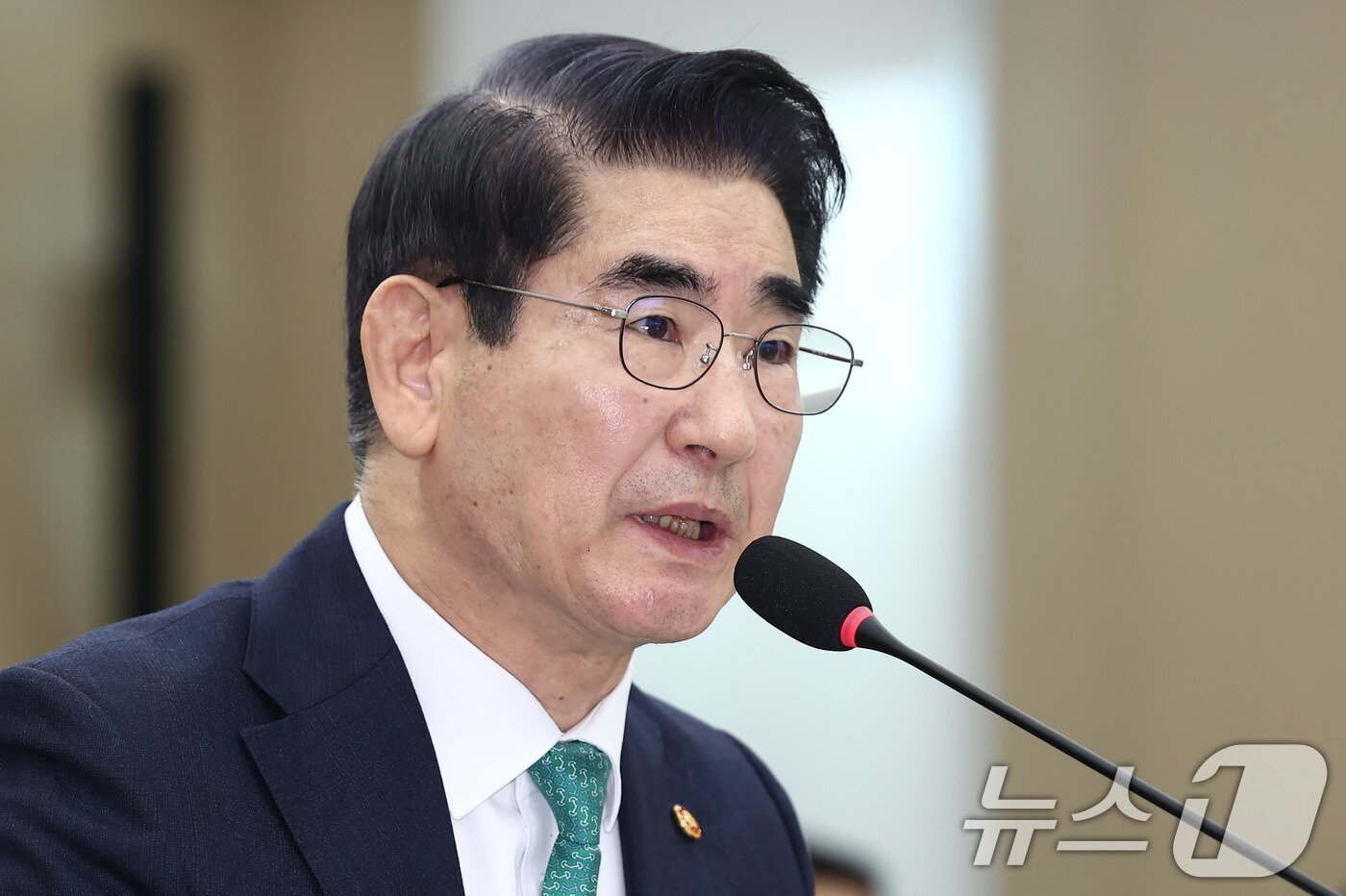 본문 이미지 - 김용현 전 대통령경호처장&#40;전 국방부 장관&#41;. 2024.10.11/뉴스1 ⓒ News1 김민지 기자