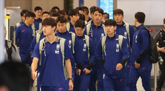 요르단전 승리하고 귀국하는 대한민국 축구대표팀