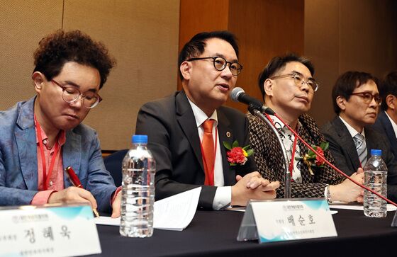 동네 의사들 "'제적' 등 협박 같은 대책으로는 의대생 복귀 더 요원"