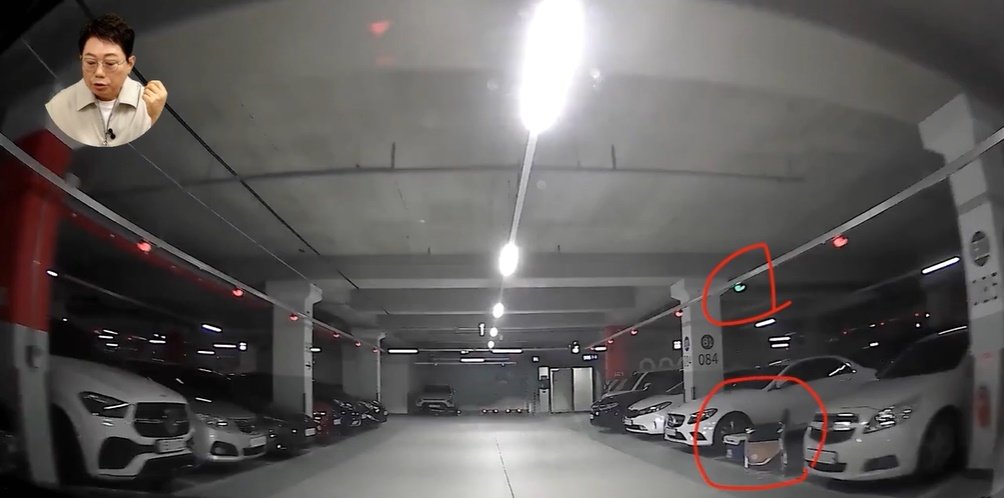 본문 이미지 - (유튜브 채널 '한문철TV' 갈무리)