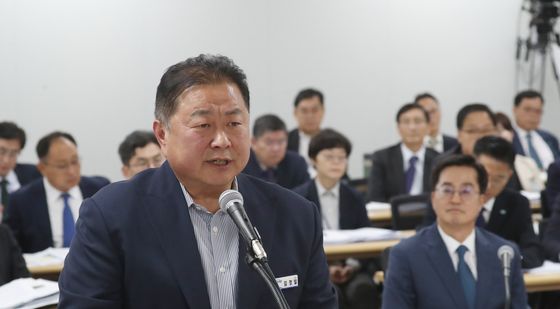 [국감] 경기도 국감장서 발언하는 김경일 파주시장