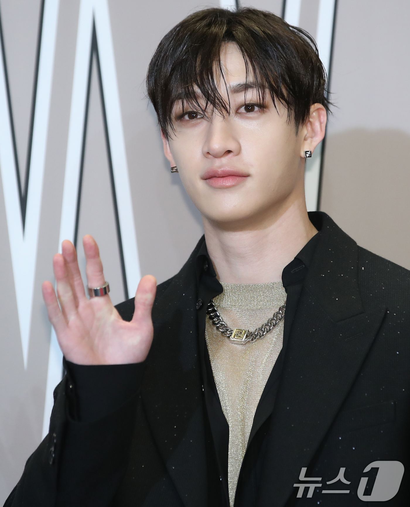 (서울=뉴스1) 권현진 기자 = 스트레이 키즈 방찬이 14일 서울 광화문 한 호텔에서 열린 자선행사에 참석해 포즈를 취하고 있다. 2024.10.14/뉴스1