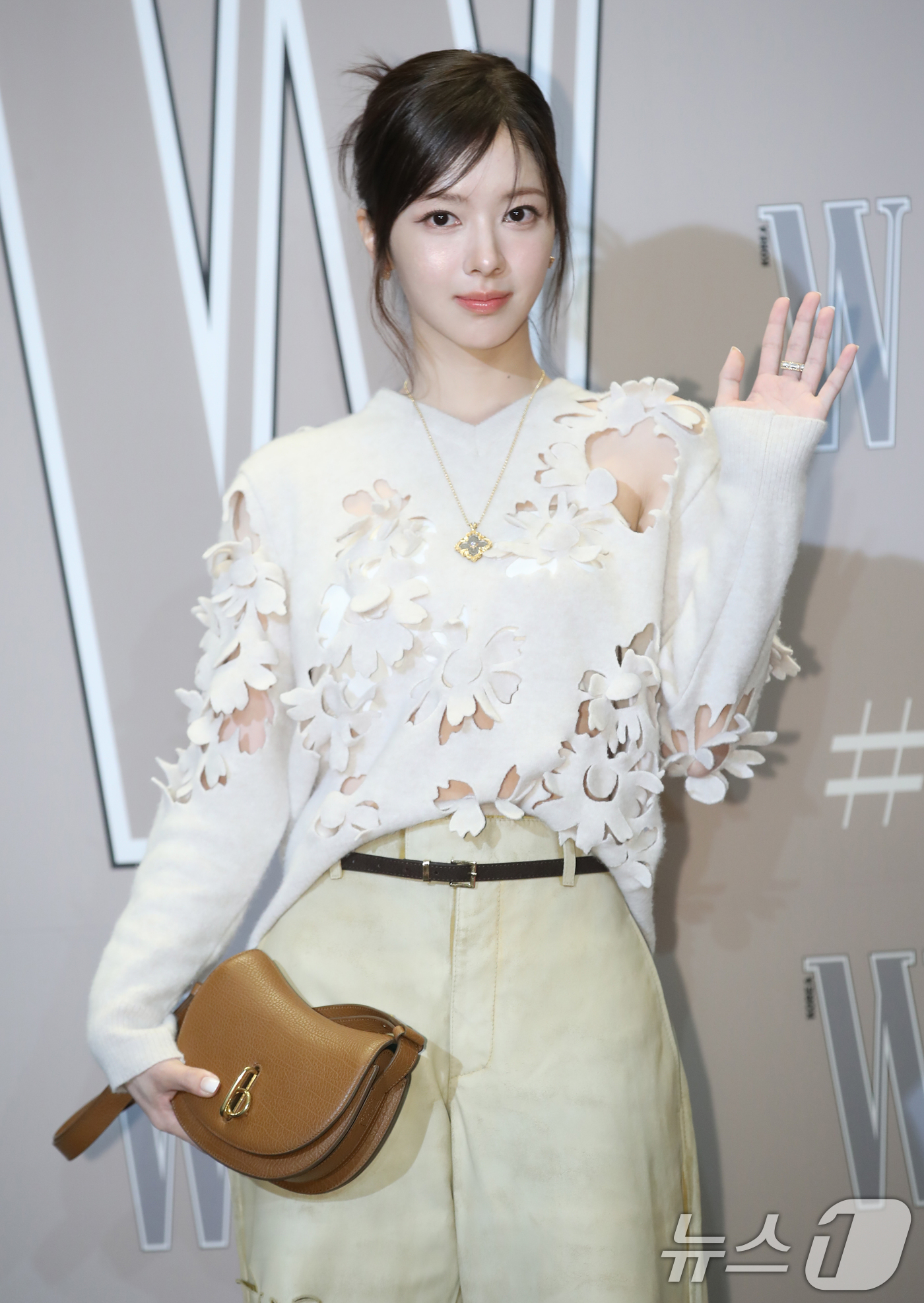 (서울=뉴스1) 권현진 기자 = 배우 노정의가 14일 서울 광화문 한 호텔에서 열린 자선행사에 참석해 포즈를 취하고 있다. 2024.10.14/뉴스1