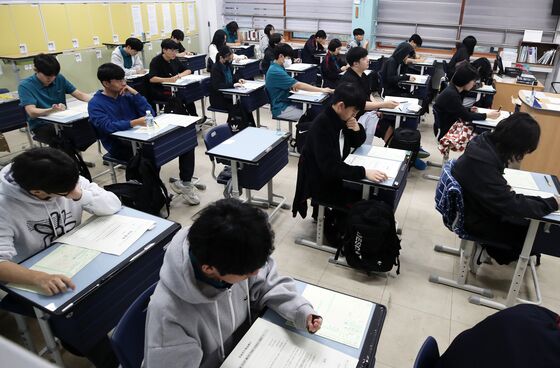 전국 고1~3 학생 124만 명 올해 첫 모의고사 치른다