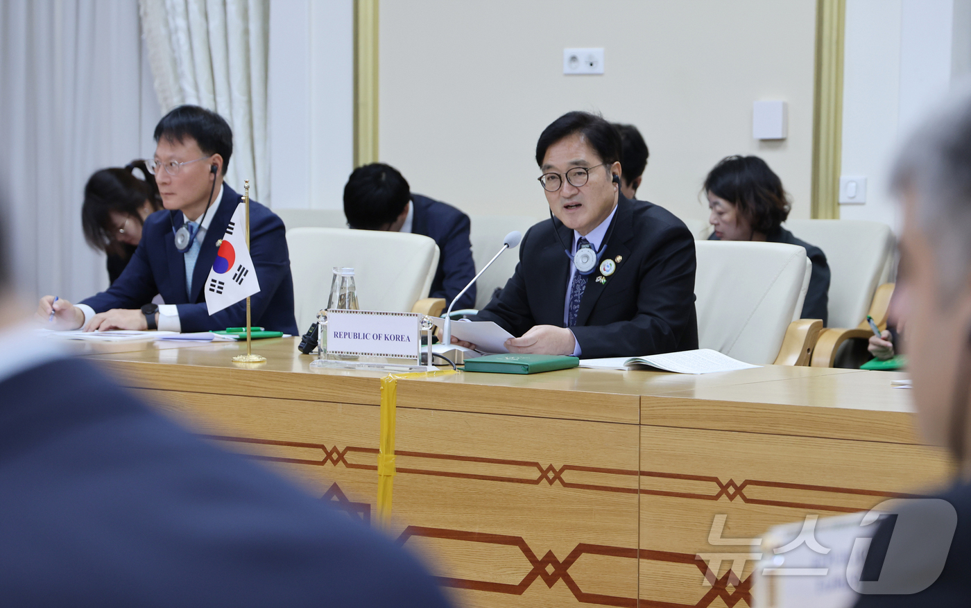 (서울=뉴스1) = 중앙아시아를 순방중인 우원식 국회의장이 14일(현지시간) 투르크메니스탄 아시바가트 국회의사당에서 열린 '제2차 한-중앙아시아 국회의장 회의’에 참석해 발언하고 …