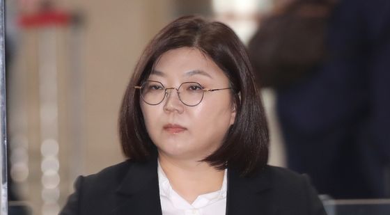 [국감]국감장 향하는 김주영 어도어 대표