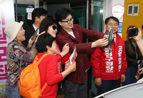 한동훈, 김여사의 '오빠' 카톡에 "말씀드린 조치 신속 실행해야"